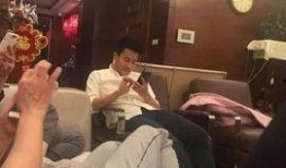 杨幂爆料爸爸是谁啊视频,揭秘神秘爸爸身份！