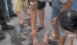 爆料姑娘溺水视频,视频曝光引关注