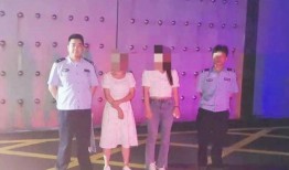 直播爆料水果店被抓视频,水果店涉嫌违规经营，执法部门现场查处