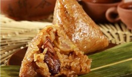爆料五花肉粽子的做法视频,视频爆料家常美味制作方法
